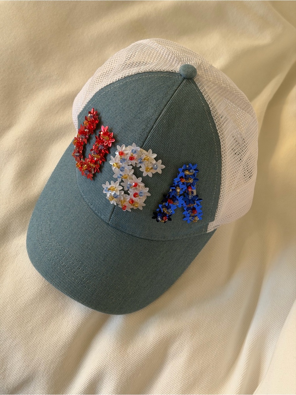 Anna & Ava Blue/white USA trucker cap